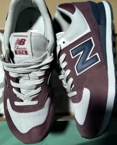 Zapatillas New Balance 574 Clásicas Burdeos - miniatura 3
