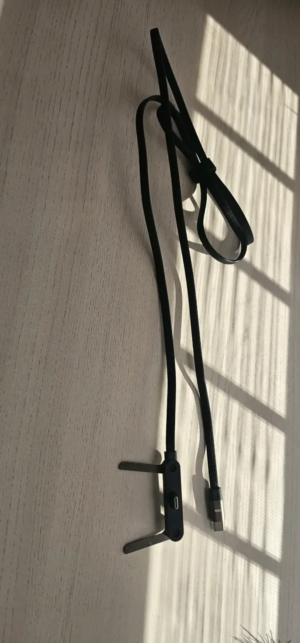 Cargador Rápido 240W con Soporte para Teléfono - 3