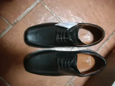 Zapatos formales de cuero negro para hombre - miniatura 2
