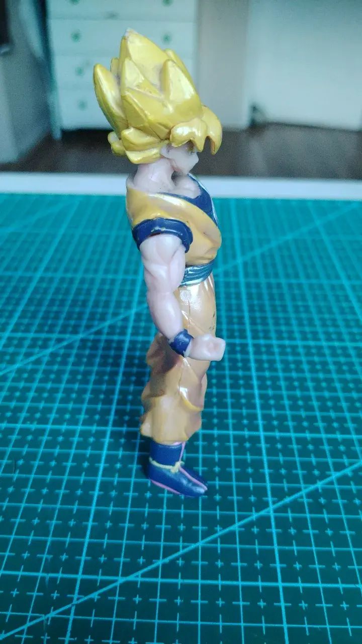Figura de acción Super Saiyan Goku - 5