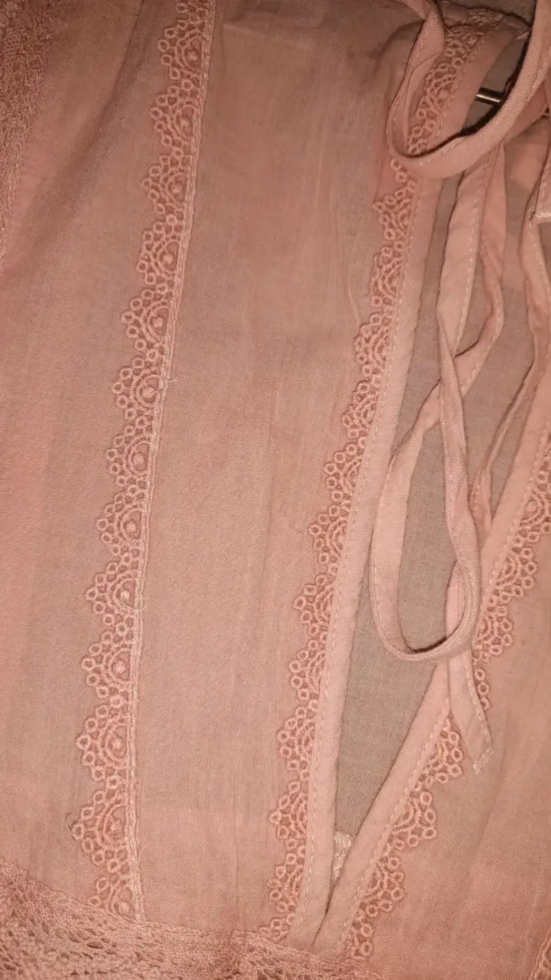 Blusa rosa con encaje - 4