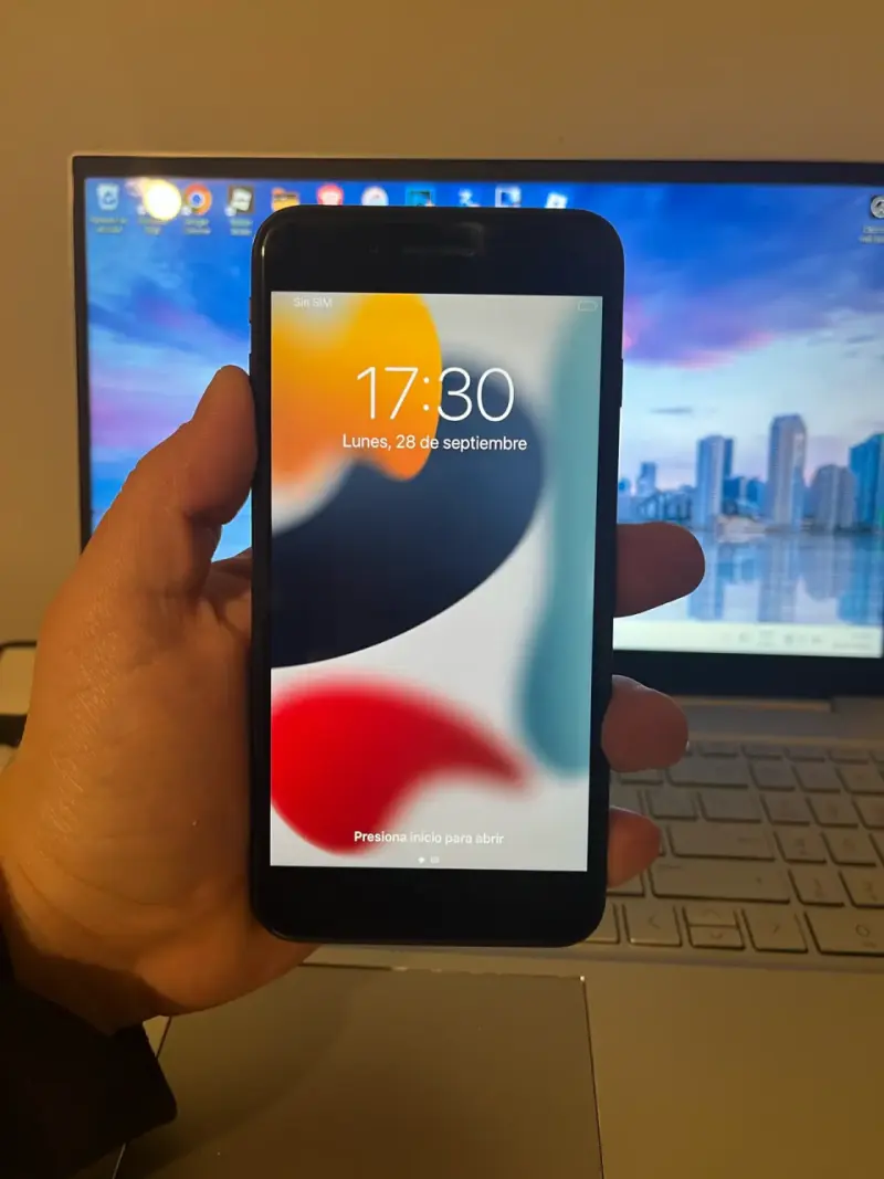 iPhone 7 32GB - 2