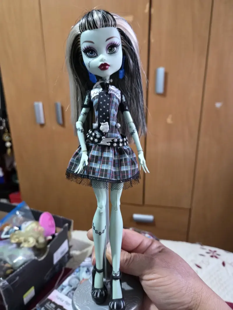 Muñeca Frankie Stein de Monster High - 2