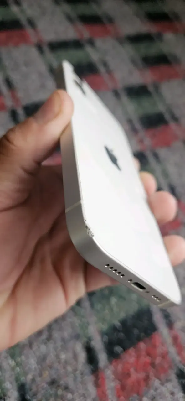 iPhone blanco en buen estado - 2