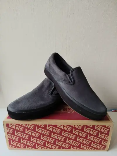 Zapatillas Vans Classic Slip On Gamuza Gris T42 - miniatura 1