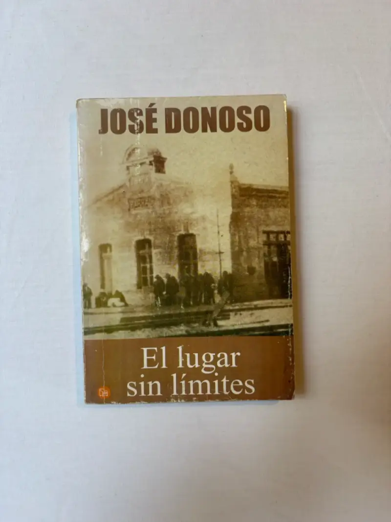 Libro 'El lugar sin límites' de José Donoso