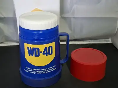 Termo de colección WD-40 con diseño único - miniatura 3
