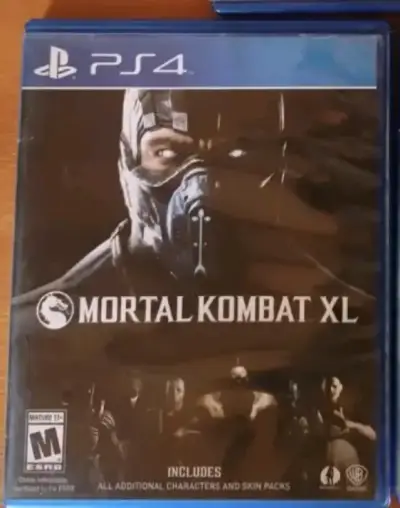 Mortal Kombat XL para PS4 en buen estado - miniatura 1