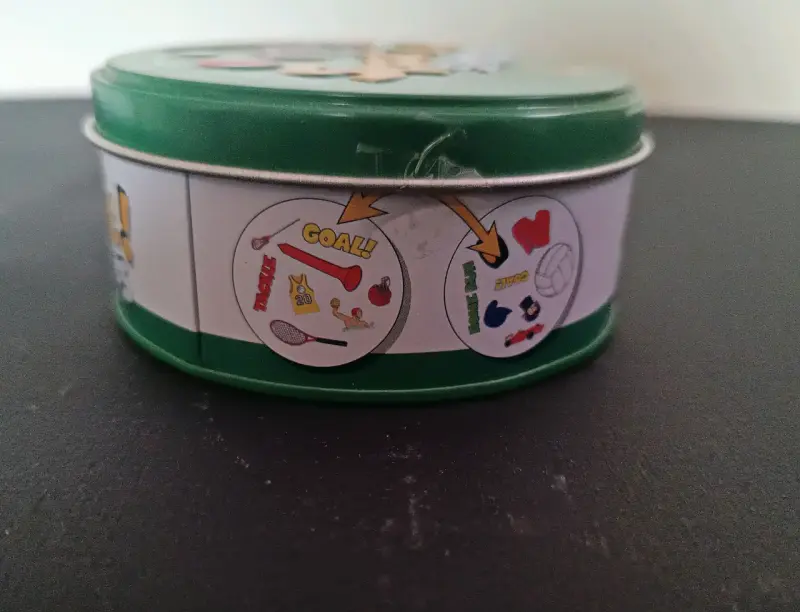 Juego de mesa Spot It! - 2