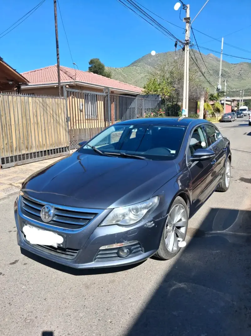 Volkswagen Passat CC 2010 en buen estado - 4