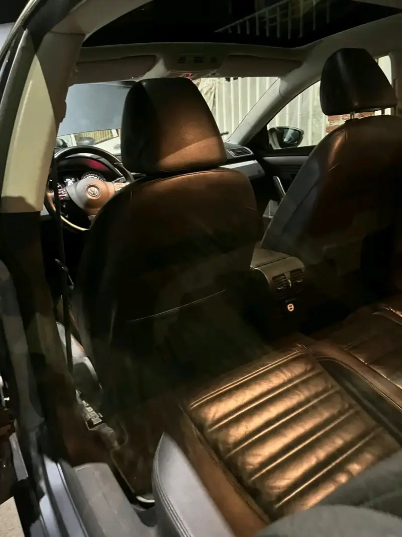 Volkswagen Passat CC 2010 en buen estado - 6