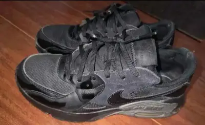 Zapatillas deportivas negras Nike Air para hombre - miniatura 2