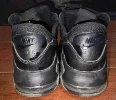 Zapatillas deportivas negras Nike Air para hombre - miniatura 3