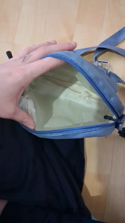 Bandolera azul y blanca con hebillas - miniatura 3