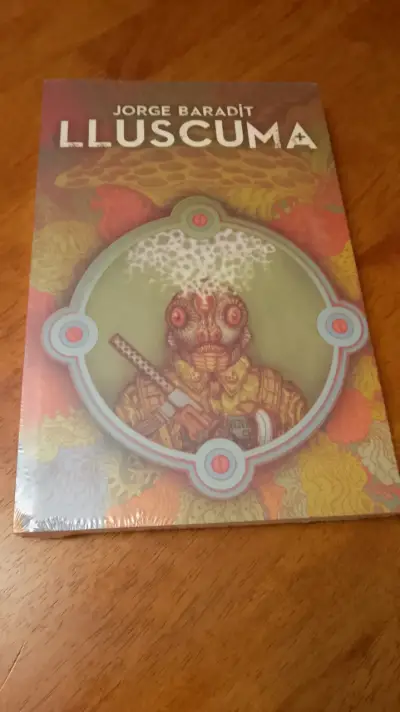 Libro Lluscuma de Jorge Baradit en excelente estado - miniatura 1