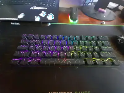 Teclado mecánico retroiluminado RGB Monster Games - miniatura 2