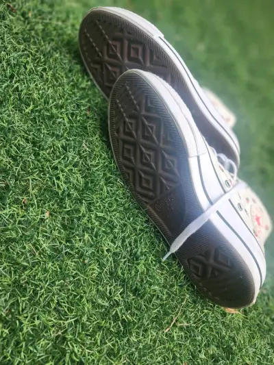 Zapatillas Converse All Star blancas con diseño d - miniatura 2