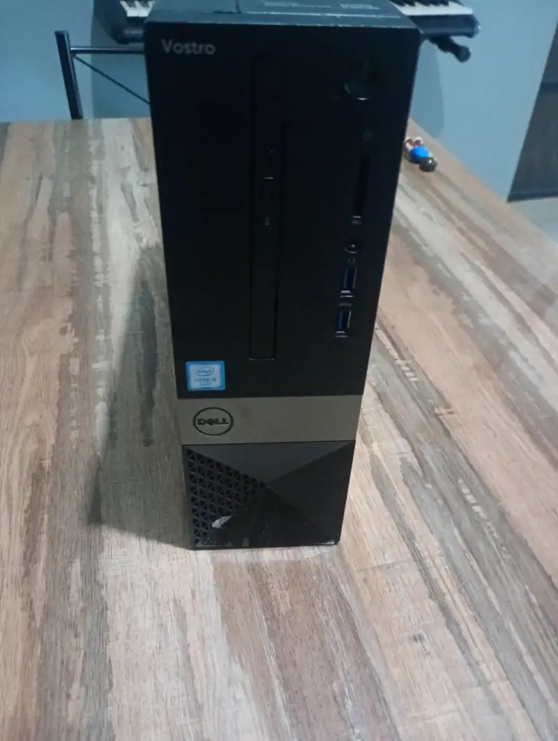 Computador de Escritorio Dell Vostro Core i5 - 1