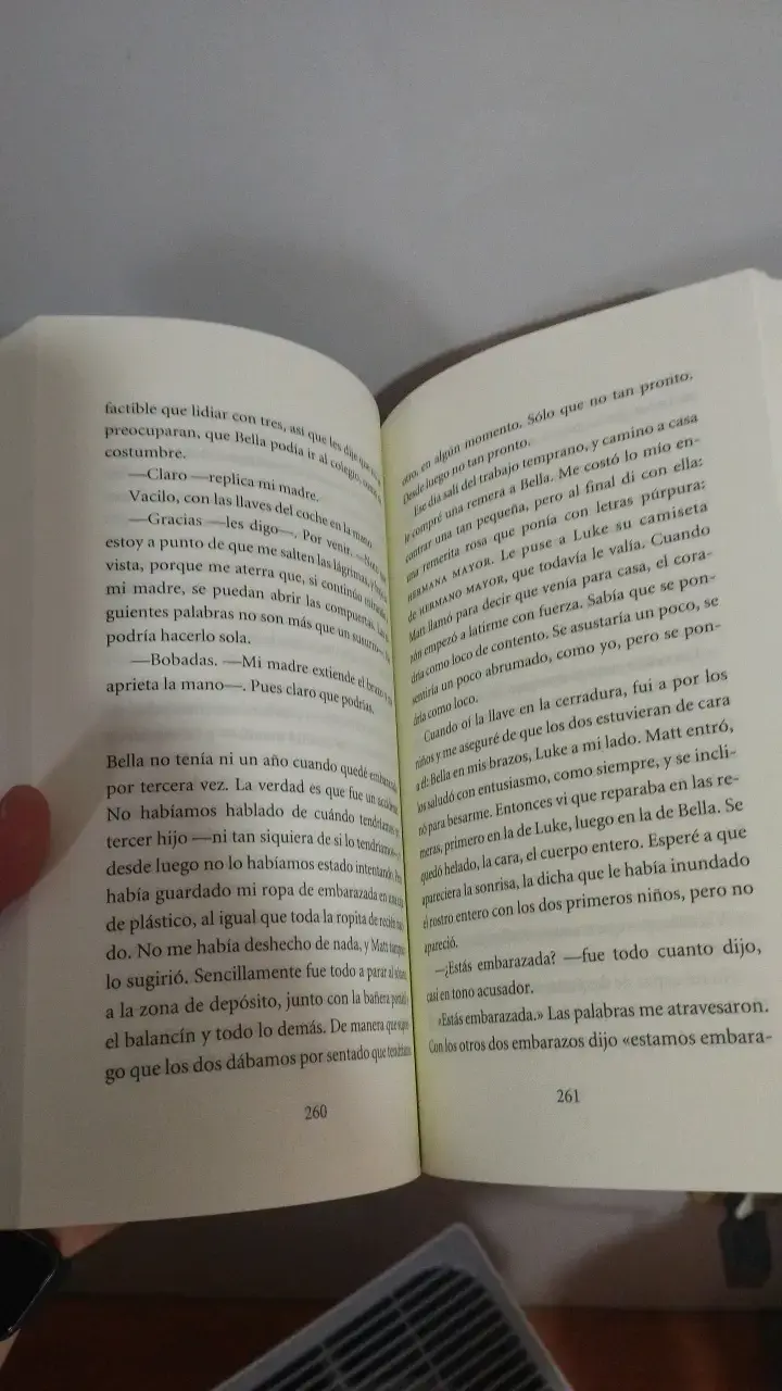 Libro 'Toda la Verdad' de Karen Cleveland - 5