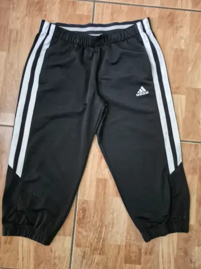 Pantalones deportivos Adidas negros con franjas - miniatura 1