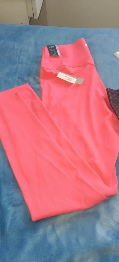 Leggings deportivos rosas Victoria's Secret - miniatura 3