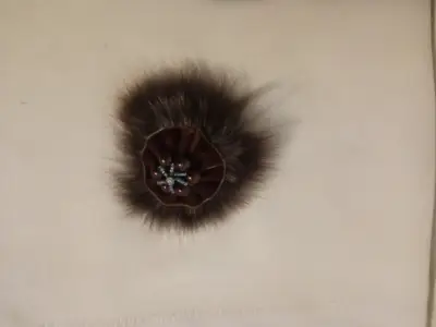 Prendedr de pelo con perlas - miniatura 2