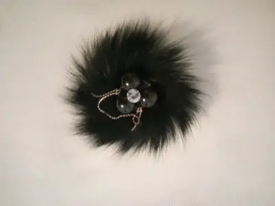 Prendedr de pelo con perlas - miniatura 4