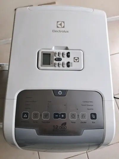Aire acondicionado portátil Electrolux 12000 BTU - miniatura 2