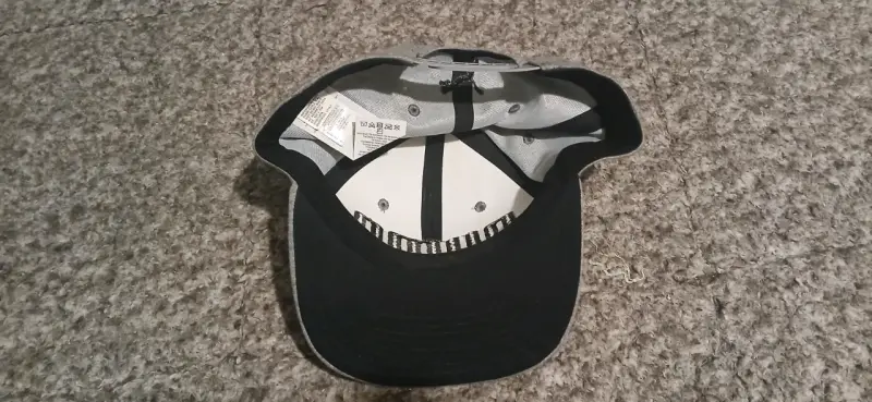 Gorra gris Puma con logo bordado - 3
