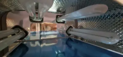 Lámpara UV para uñas 36W con temporizador - miniatura 4