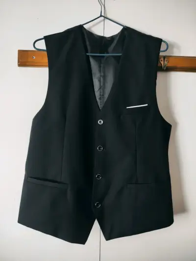 Traje formal negro para hombre con gillete - miniatura 2