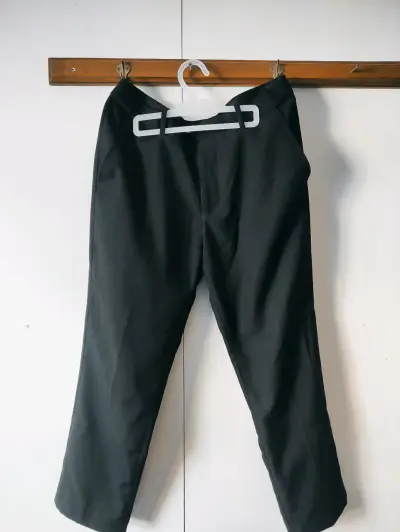 Traje formal negro para hombre con gillete - miniatura 4