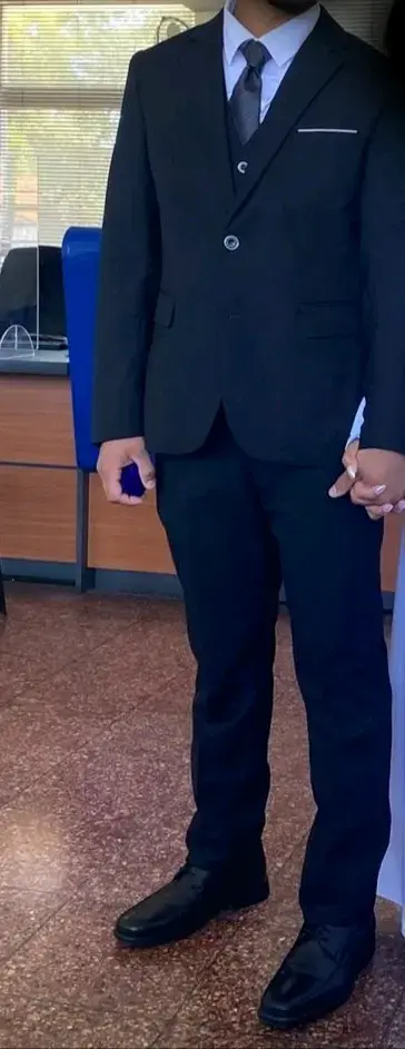 Traje formal negro para hombre con gillete - 5