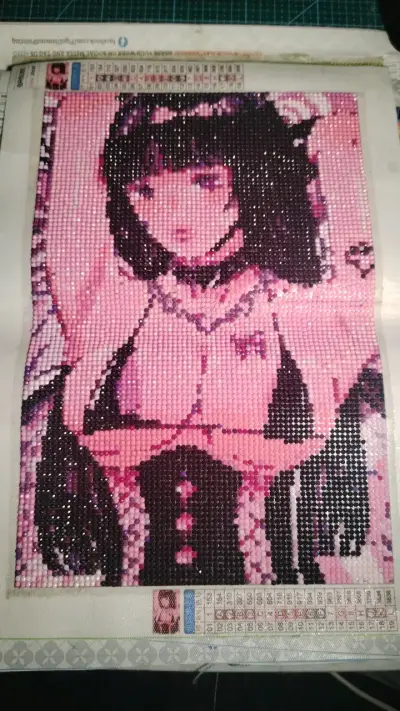 Pintura de diamante con diseño de anime - miniatura 1