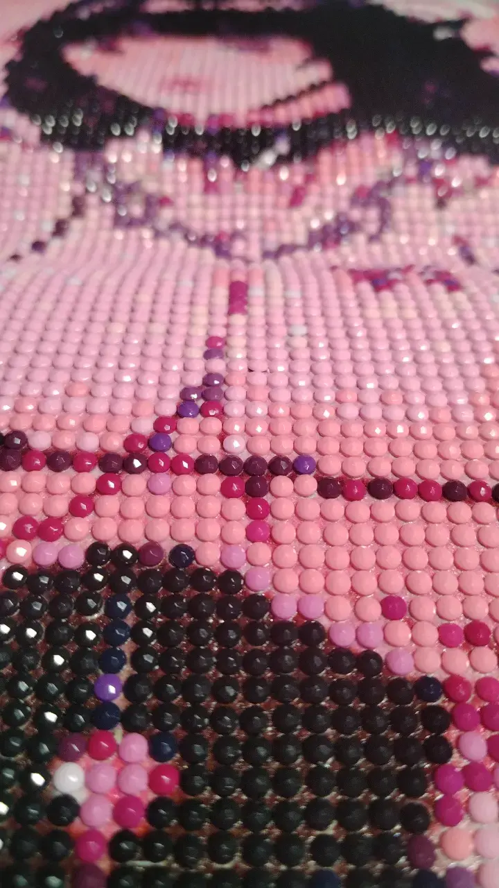 Pintura de diamante con diseño de anime - 2