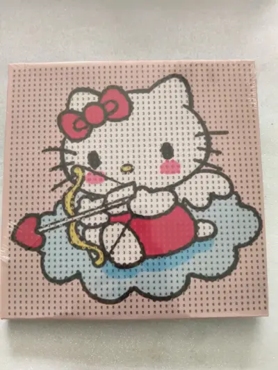 Kit de Bordado Diamante Hello Kitty 20x20 cm - miniatura 1