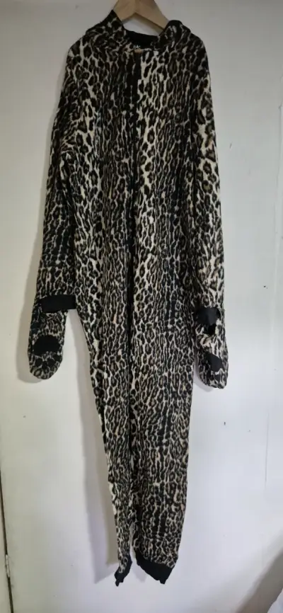 Pijama enterizo de leopardo con capucha s - miniatura 1
