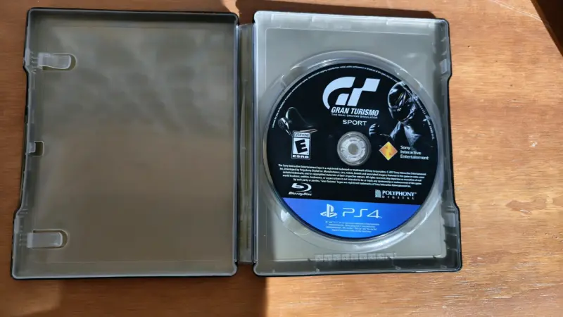 Juego Gran Turismo Sport para PS4 en caja metálica - 3