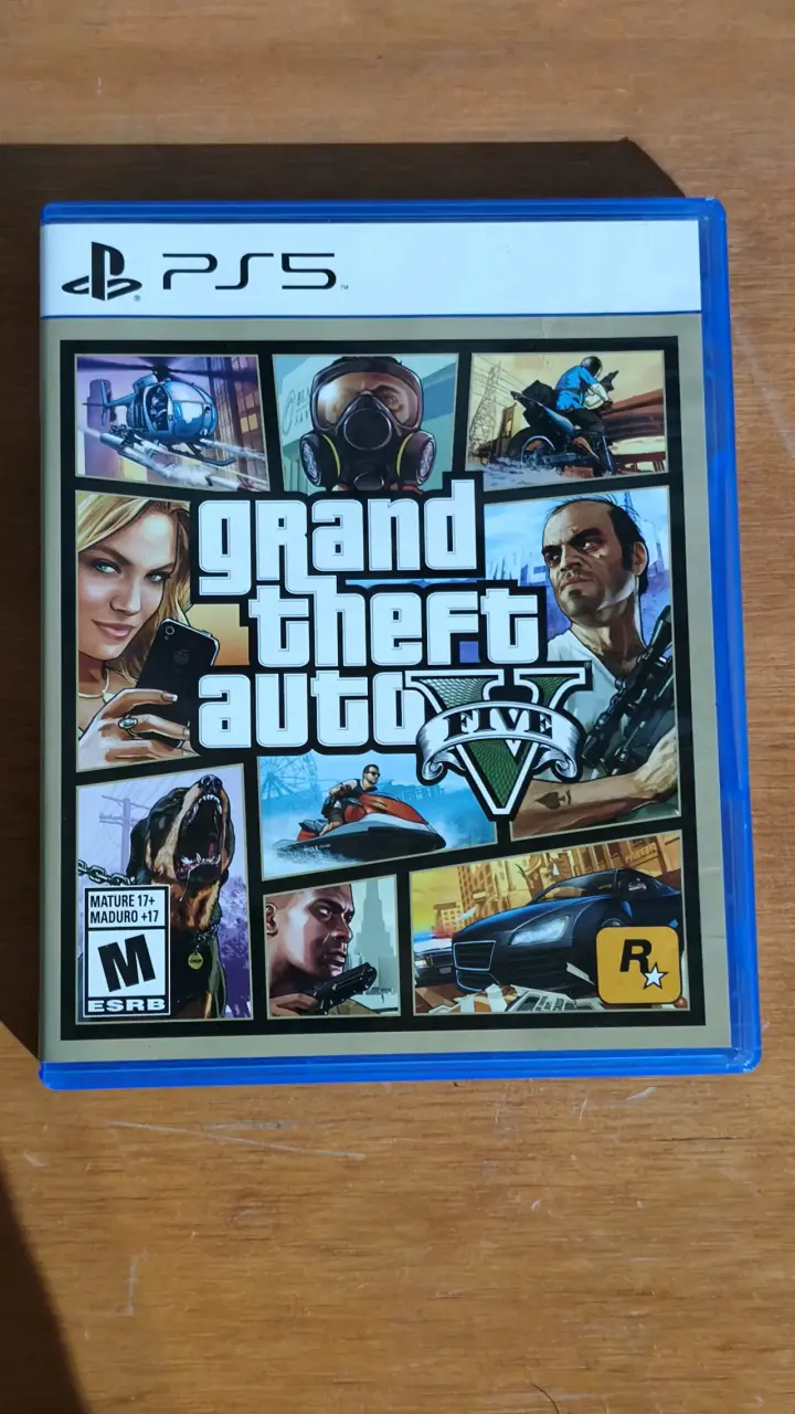 Juego PS5 Grand Theft Auto V - 1