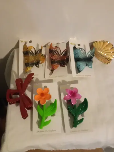 Trabas  para el cabello con diseño de flores 🌸🦋 - miniatura 5