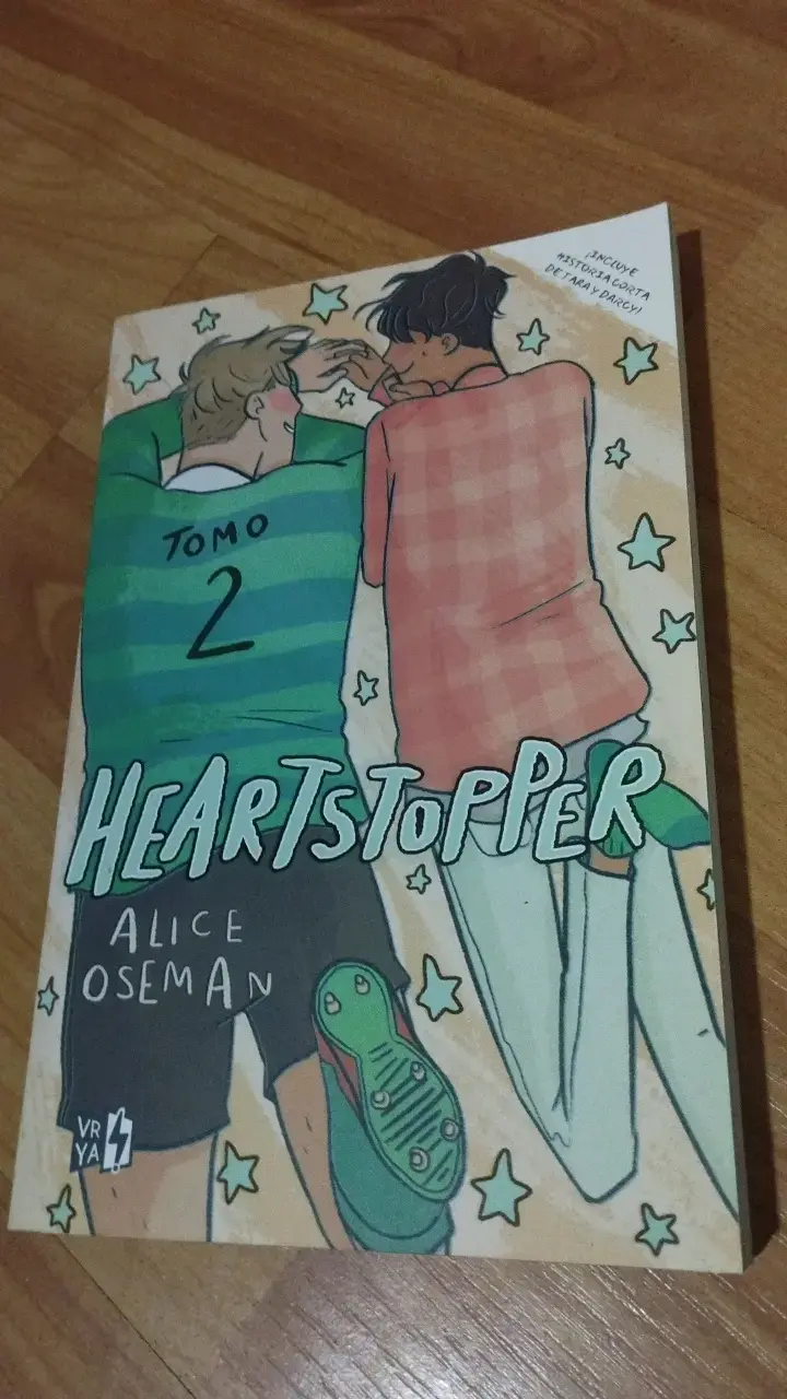 Colección de libros Heartstopper de Alice Oseman - 4