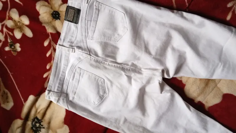 Jeans blancos rasgados para mujer - 3