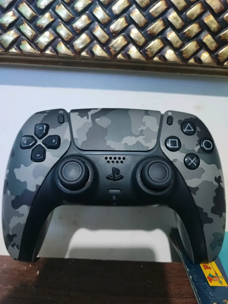 Control inalámbrico PS5 camuflado - 2