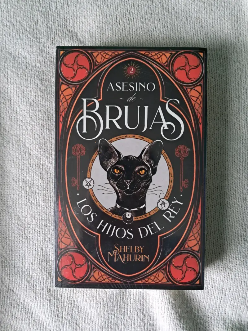 Trilogía Asesino de Brujas de Shelby Mahurin - 2