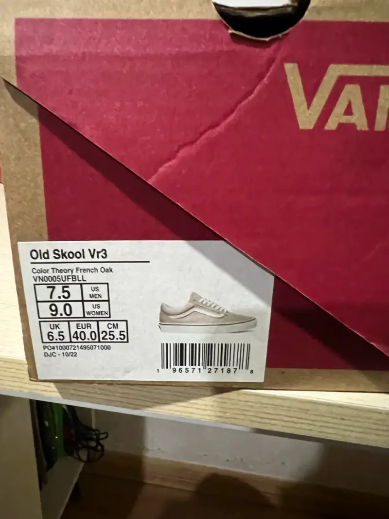 Zapatillas Vans beige clásicas - 5
