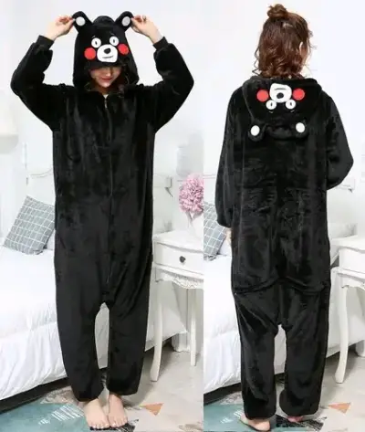 Pijama enterito de oso negro con capucha - miniatura 1