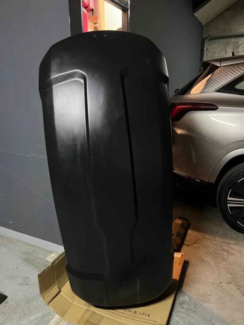 Porta equipa Thule negro para auto M 400lt - 4