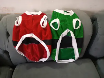 Disfraces navideños para mascotas rojo y verde - miniatura 2