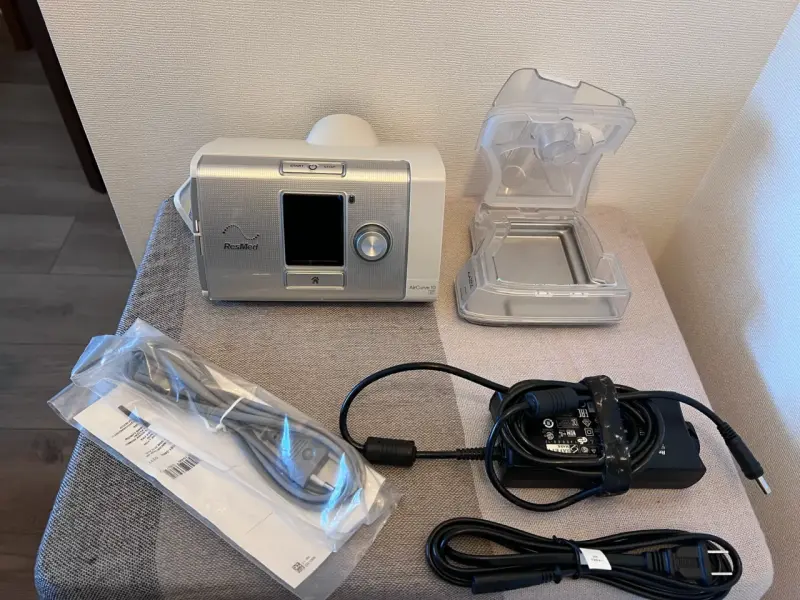 Equipo ResMed AirCurve ST 10S con humidificado - 3