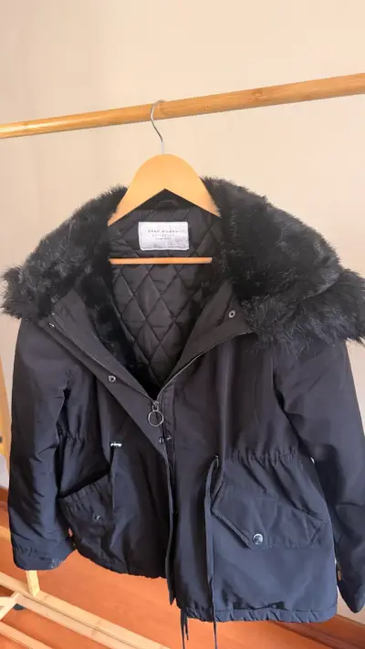 Parka negra Zara - miniatura 2